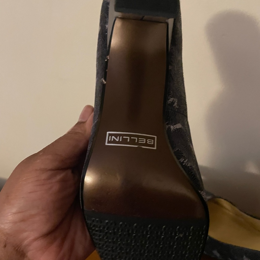 Women’s Bellini shoes ! Black and Grey